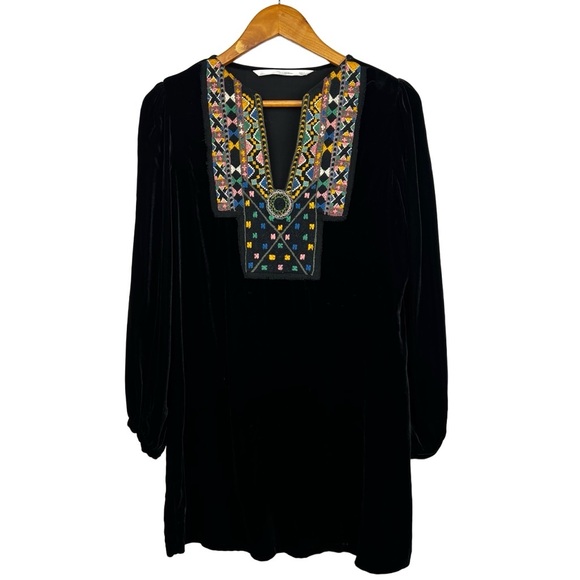 Zara Black Velveteen Mulberry Long Sleeve V-neck Boho Embroidered Mini Dress - Picture 2 of 8